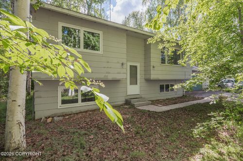 4053 Mallard Way, Fairbanks, AK, 99709 | Card Image
