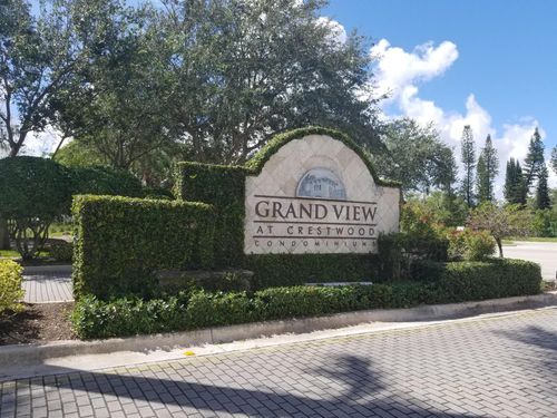 916-900 Crestwood 916 Court S, Royal Palm Beach, FL, 33411 | Card Image