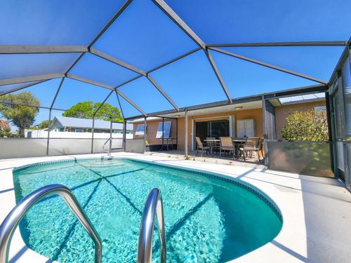 585 24th Ave, VERO BEACH, FL, 32962-1343 | Card Image