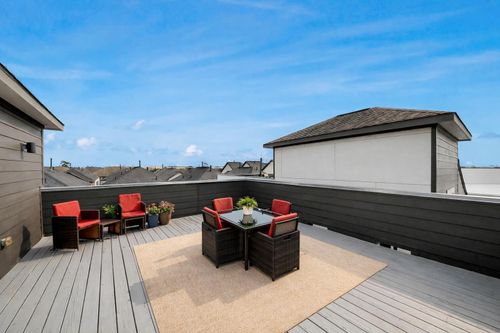 1628 W 24th St, Houston, TX, 77008-1515 | Card Image