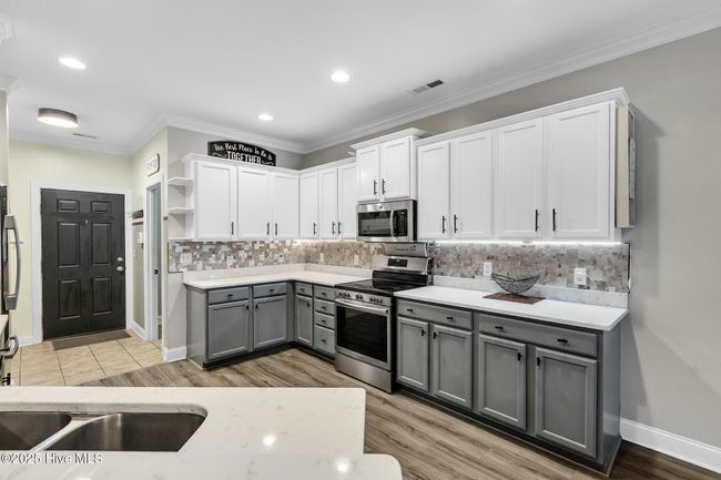 223 Silver Creek Loop, House other with 3 bedrooms, 4 bathrooms and 2 parking in Sneads Ferry NC | Image 10