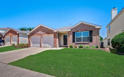 4309 Cardinal Drive, House other with 3 bedrooms, 2 bathrooms and null parking in Sherman TX | Image 2