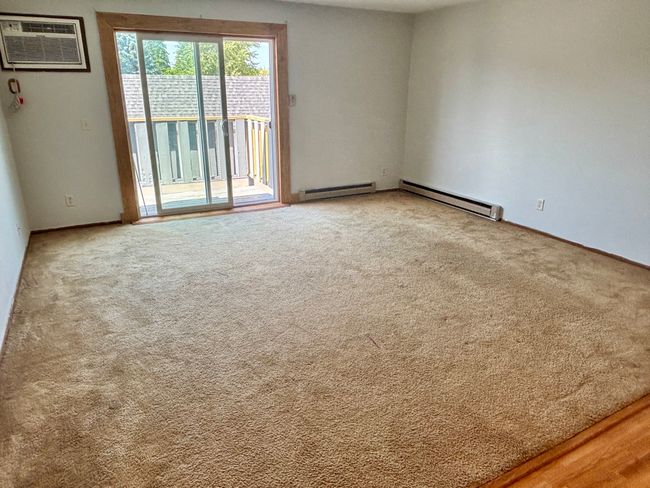 APT-203 - 1712 Creek Rd, Condo with 2 bedrooms, 1 bathrooms and null parking in West Bend WI | Image 12