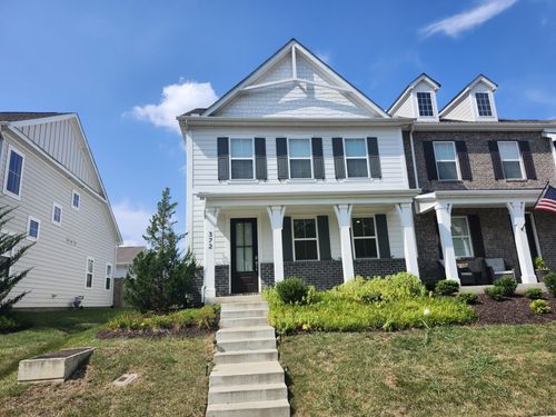 372 Hammock Ln, Spring Hill, TN, 37174-4105 | Card Image