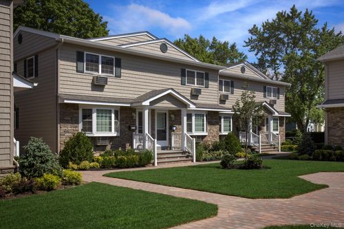 39-1-39 Park Ave, Babylon, NY, 11702-1724 | Card Image