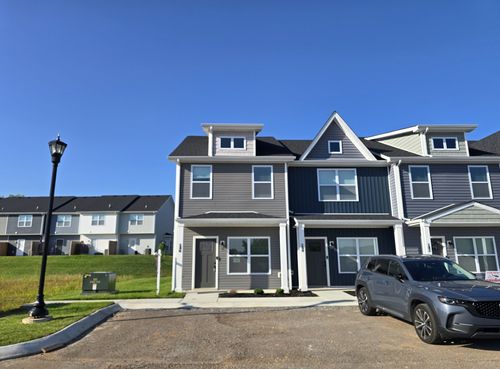 146 Front Ridge Cir, Clarksville, TN, 37040-7387 | Card Image