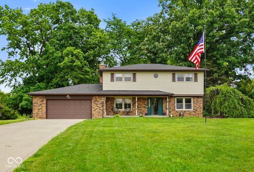 955 Wood Creek Pl, Greenwood, IN, 46142-7280 | Card Image