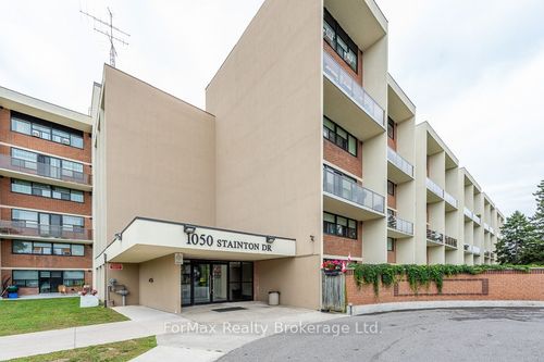 124-1050 Stainton Dr, Mississauga, ON, L5C2T7 | Card Image