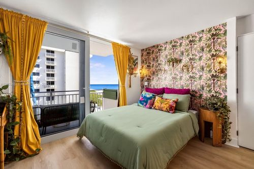 apt-718-345 Ocean Dr, Miami Beach, FL, 33139-6917 | Card Image