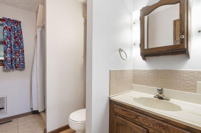 Guest Bath | Image 28