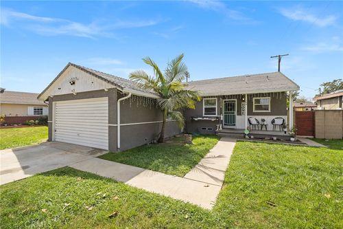 190 W Harcourt St, Long Beach, CA, 90805 | Card Image