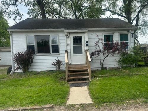 611 Daniels St, Wilmington, IL, 60481-1457 | Card Image