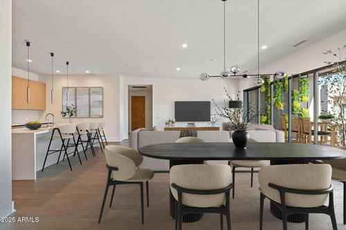 d5013-19355 N 73rd Way, Scottsdale, AZ, 85255-0231 | Card Image