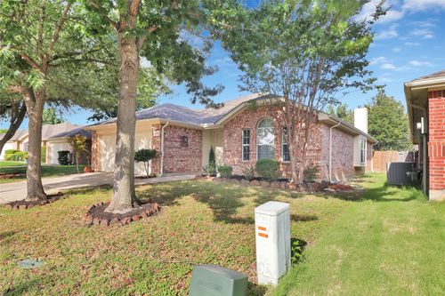 12109 Angel Food Ln, Fort Worth, TX, 76244-8820 | Card Image