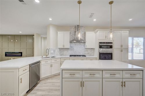 2313 Janesville Ln, Henderson, NV, 89044-4535 | Card Image