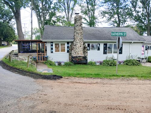 2100 Strait Tow Blvd, Crystal, MI, 48818-9618 | Card Image