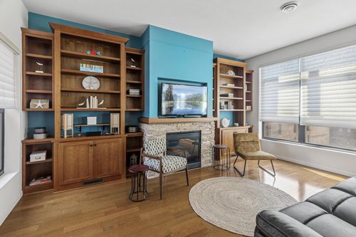 unit-401-270 4th St E, Saint Paul, MN, 55101-2709 | Card Image