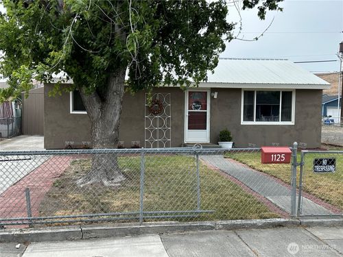 1125 Cottage St Se, Ephrata, WA, 98823-2205 | Card Image