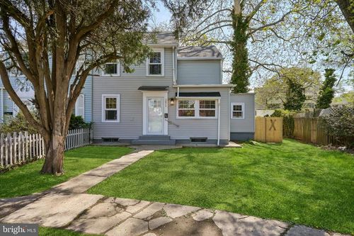 2872 Tuckahoe Rd, Camden, NJ, 08104-2861 | Card Image