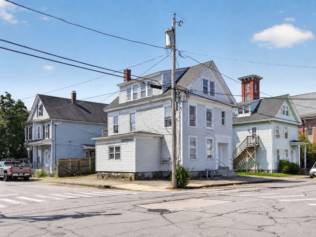 Residential Income in Lowell 4