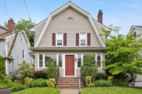 67 Midland Blvd, Maplewood, NJ, 07040-1807 | Card Image