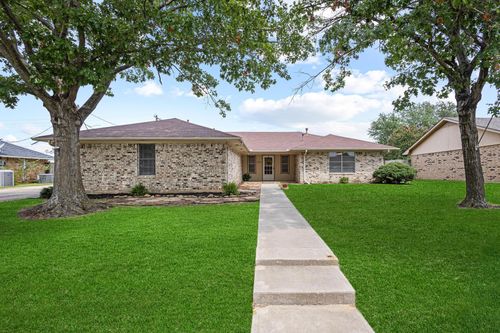 216 Red River Dr, Whitesboro, TX, 76273-1012 | Card Image