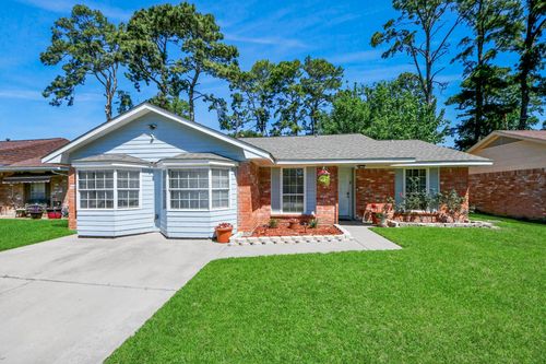 7414 Battlewood Dr, Houston, TX, 77040-3829 | Card Image
