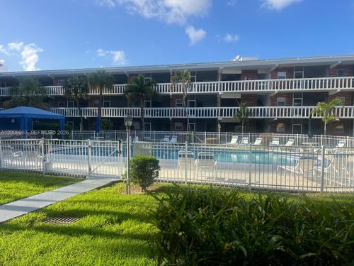 20a-181 Ne 14th Ave, Hallandale Beach, FL, 33009-7402 | Card Image