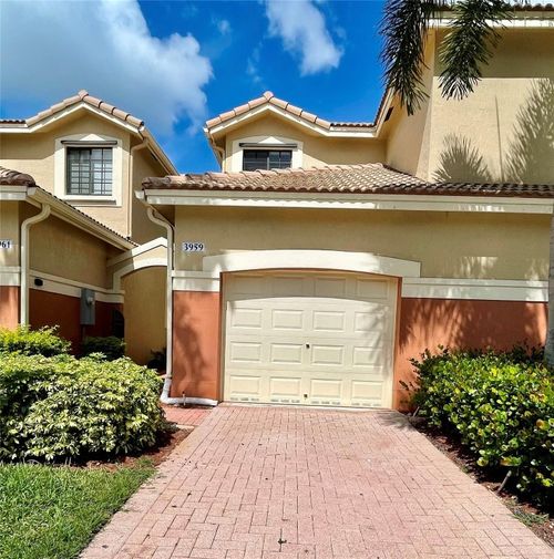 3959 Orange Tree Ln, Weston, FL, 33332-2109 | Card Image