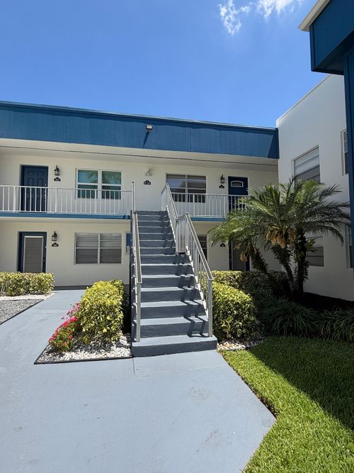 k-490 Normandy, Delray Beach, FL, 33484 | Card Image