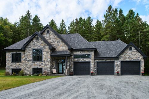 360 Rue Craig N, Cookshire-Eaton, QC, J0B1M0 | Card Image