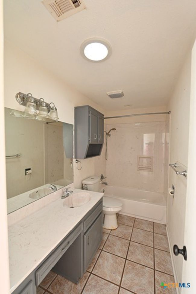 2003 Cedarview Dr, House other with 4 bedrooms, 2 bathrooms and null parking in Killeen TX | Image 10