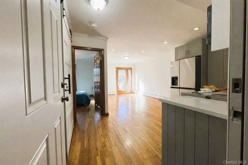 apt-1-5044 44th St, Woodside, NY, 11377-7320 | Card Image