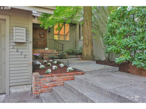 2677 Garfield St, Eugene, OR, 97405 | Card Image