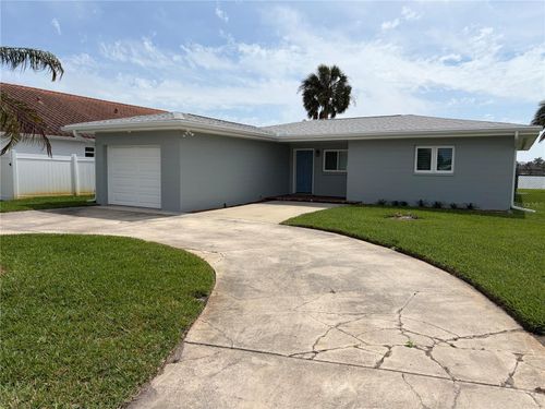 17045 Dolphin Dr, NORTH REDINGTON BEACH, FL, 33708-1316 | Card Image