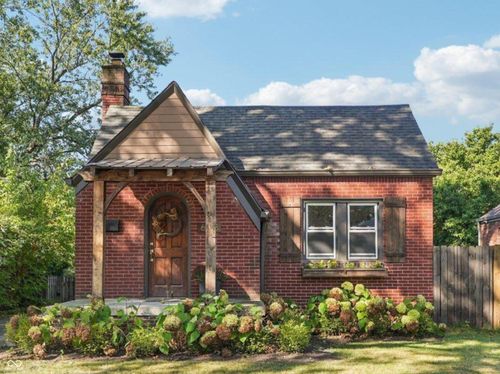 6148 Indianola Ave, Indianapolis, IN, 46220-2016 | Card Image