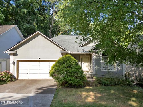 1017 Middleton Pl, Knoxville, TN, 37923-6346 | Card Image