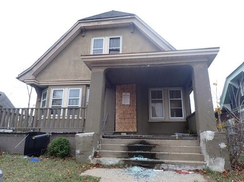 2939 N 9th Street, Milwaukee, WI, 53206 | Card Image