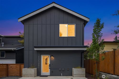 c-13548 39th Ave Ne, Seattle, WA, 98125-3808 | Card Image