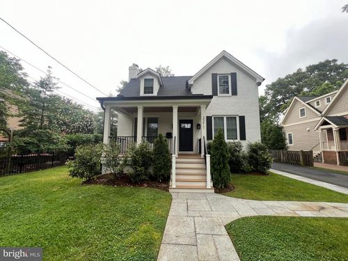 3211 5th St S, ARLINGTON, VA, 22204-1715 | Card Image