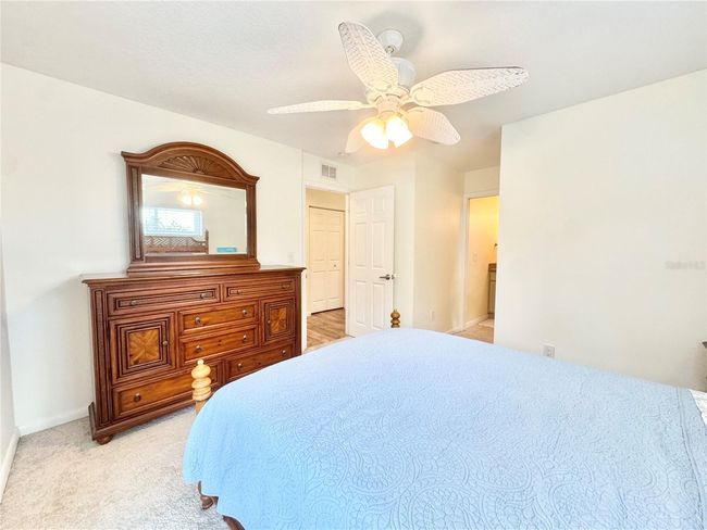16204 3 Rd St E, House other with 3 bedrooms, 4 bathrooms and null parking in REDINGTON BEACH FL | Image 38