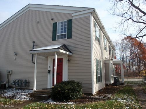 64 Valley Forge Ln, Elyria, OH, 44035-2710 | Card Image