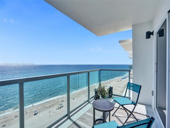 PH2 - 1610 N Ocean Blvd, Condo with 2 bedrooms, 2 bathrooms and null parking in Pompano Beach FL | Image 11
