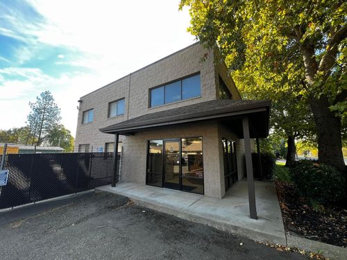 5163 Eastside Rd, Redding, CA, 96001-4242 | Card Image