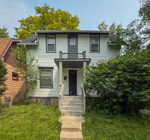 3726 W Fairmount Ave, Milwaukee, WI, 53209-5348 | Card Image