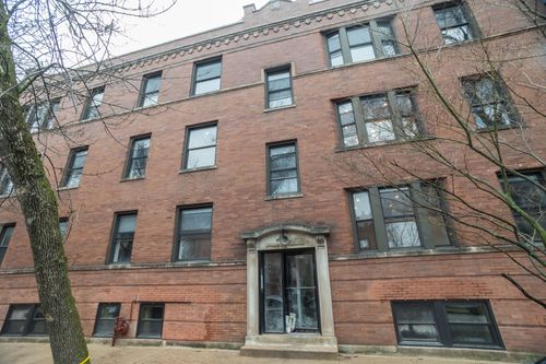 3w-3251 W Belden Avenue, Chicago, IL, 60647 | Card Image