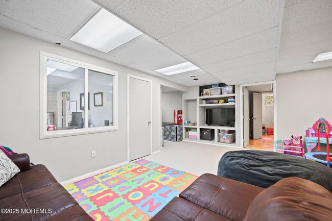 Basement Family Room | Image 35