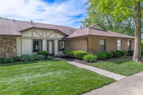 762 Pine Needles Dr, Washingtn Twp, OH, 45458-3388 | Card Image