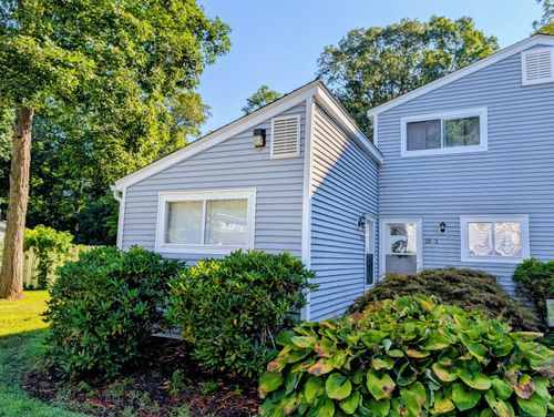 4-15 Kent Ct, Ashford, CT, 06278-1511 | Card Image