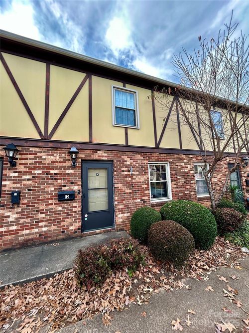 apt-12-1335 12th Street Dr Nw, Hickory, NC, 28601-2257 | Card Image